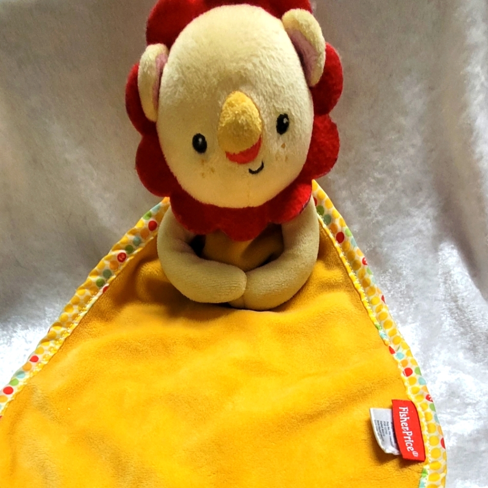 Fisher Price Lion Lovey Baby Rattle & Security Blanket Yellow Plush 2015 - Picture 2 of 6